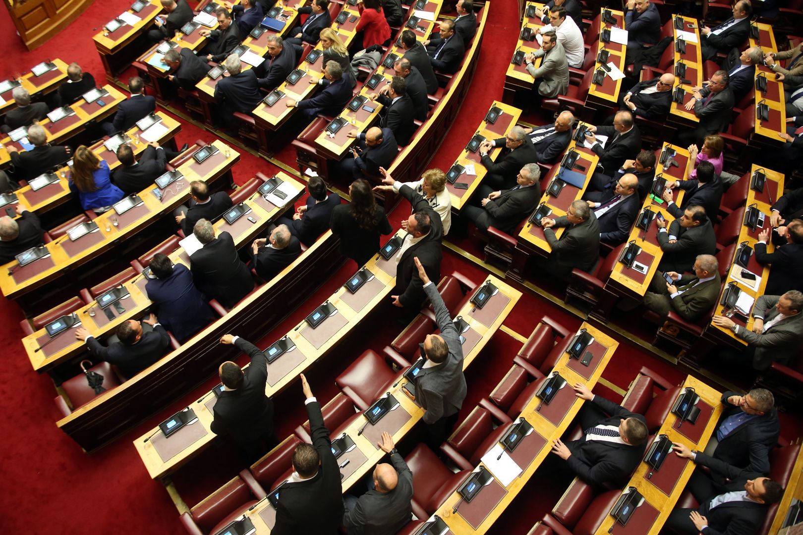 Grecki parlament zaakceptował porozumienie z Macedonią