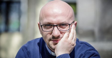 O. Grzegorz Kramer usunął swoje konta w mediach społecznościowych. Jego wpis wywołał oburzenie