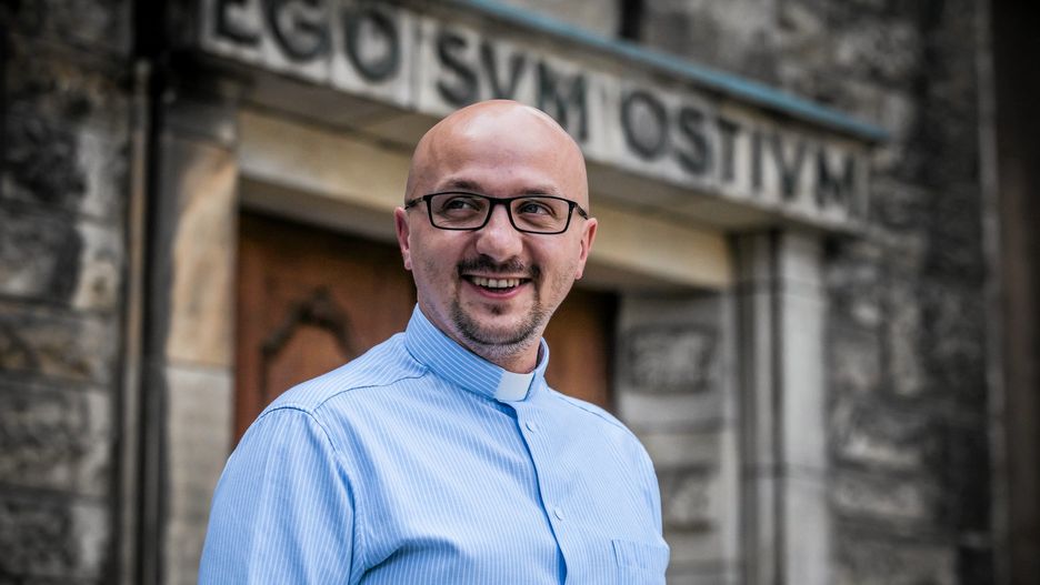 O. Grzegorz Kramer uznał, że donos na duchownego za wypicie piwa to przesada