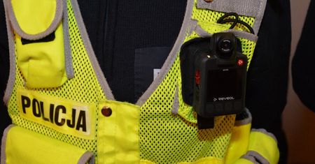 Policja przetestowała osobiste kamery. Dla drogówki to poważna broń