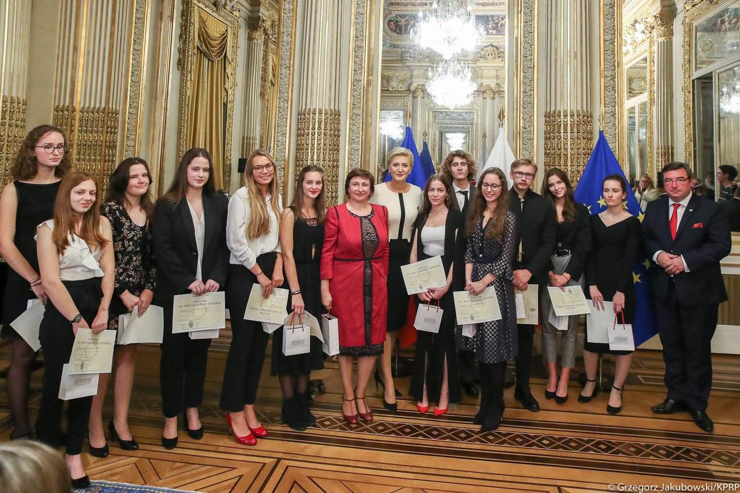 Agata Duda z maturzystami we Francji