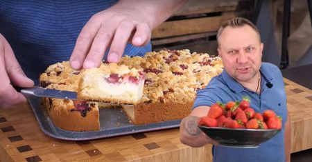 Strzelczyk pokazał, jak zrobić ciasto z truskawkami. Cała rodzina i goście będą zachwyceni