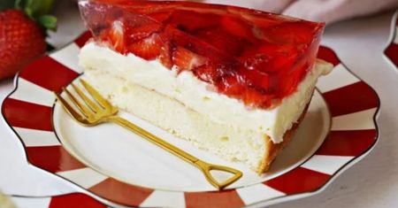 Tak pyszne, że trudno skończyć na jednym kawałku. To ciasto to prawdziwy hit