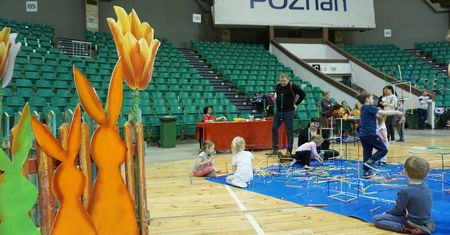 Zawody Sportowy Zajączek w Arenie