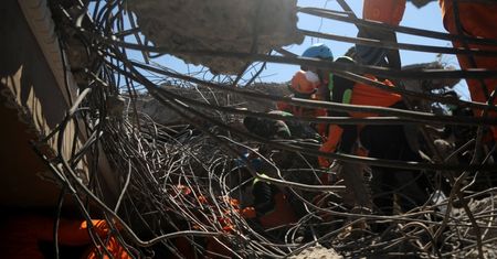 Tsunami w Indonezji. Wciąż przybywa ofiar, wzrasta liczba rannych. Mieszkańcy przerażeni