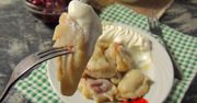 Pierogi z czereśniami - przepis. Popularne danie w nietypowym wydaniu