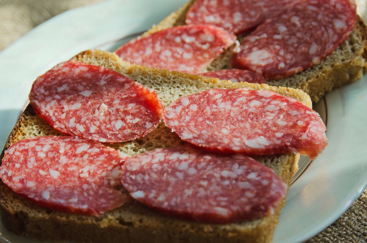 Lidl odpowiada w sprawie źle opisanej kiełbasy. "Nie ma glutaminianu, był po prostu błąd na etykiecie"