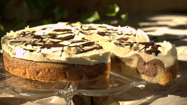 Ciasto ze śliwkami. Sezonowy deser