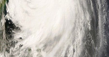 Niewidzialne dla tsunami