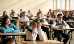 Burza po wycieku egzaminu gimnazjalnego. "Zrobili tym młodym ludziom krzywdę"