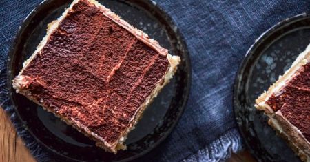 Tiramisu bez pieczenia. Smakowite ciasto we włoskim stylu