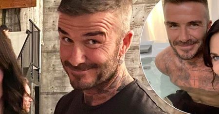 David Beckham w wannie z najlepszą przyjaciółką Jennifer Aniston. Aktorka skomentowała ich zdjęcie nim, że mówi o tym cały świat