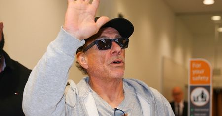 Jean-Claude van Damme zawstydził fotoreporterów. Takiego ujęcia się nie spodziewali