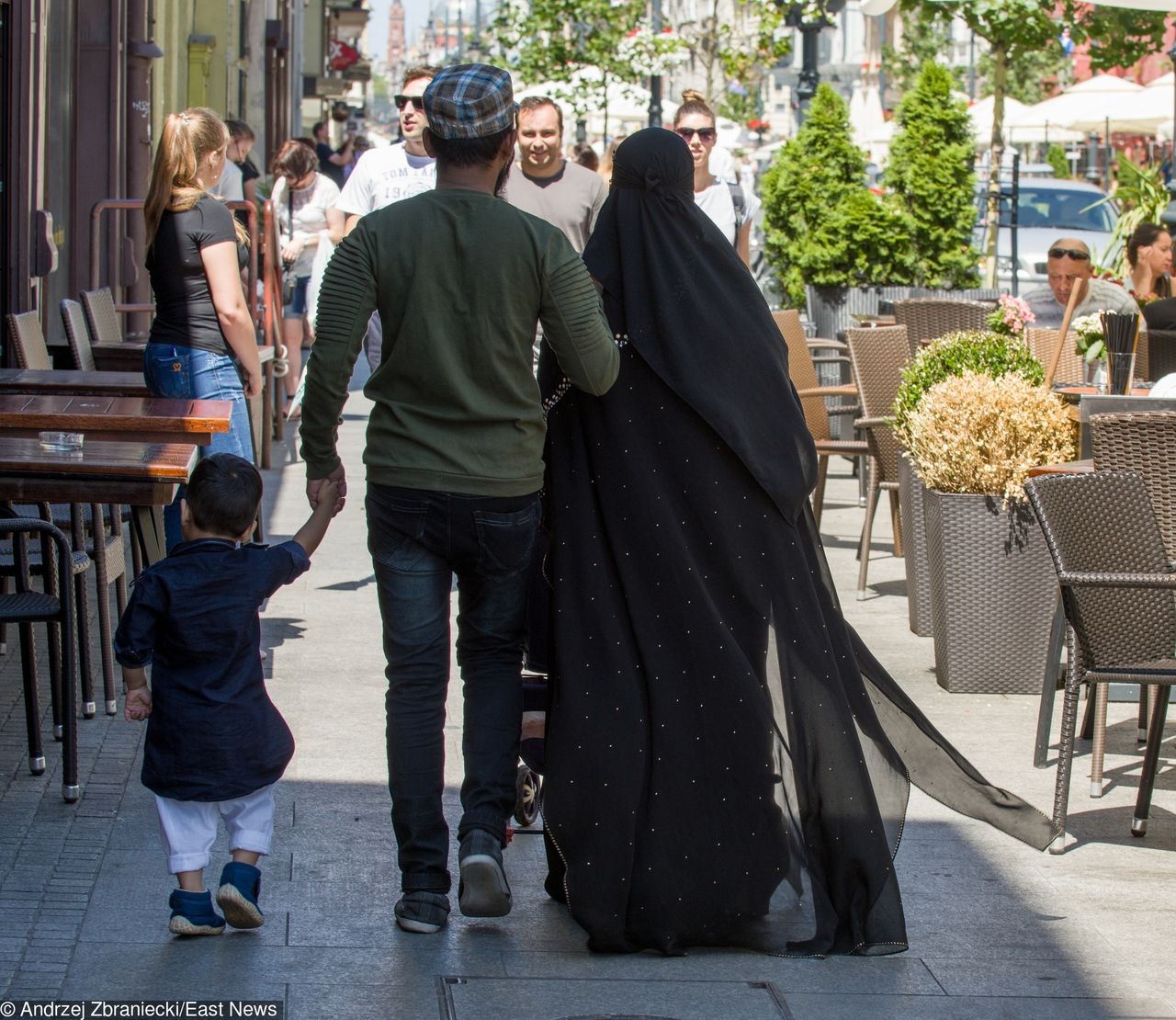 Aplikacja do nadzorowania kobiet. Arabia Saudyjska przekroczyła kolejną granicę