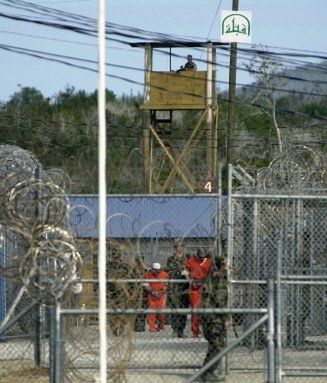 Agenci FBI sprzeciwiali się brutalnym przesłuchaniom w Guantanamo