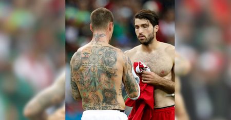 Piłka nożna jest jak religia. Księża to wiedzą i wykorzystują