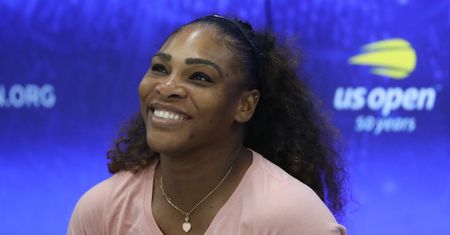 Serena Williams założyła obcisły strój na kort. Dobrała do tego kabaretki
