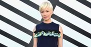 LOOK OF THE DAY: Michelle Williams w sukience Louis Vuitton