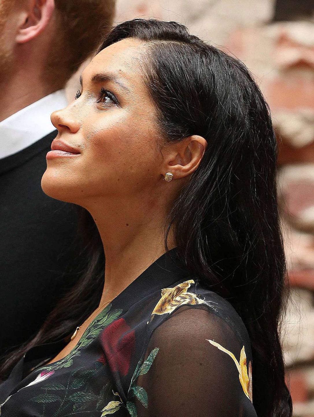 Stylizacja Meghan Markle w Bristolu