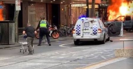 Narażał życie w czasie ataku terrorysty. Australia okrzyknęła go bohaterem