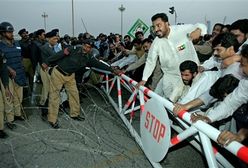 Zwolennicy Bhutto starli się z policją w stolicy Pakistanu