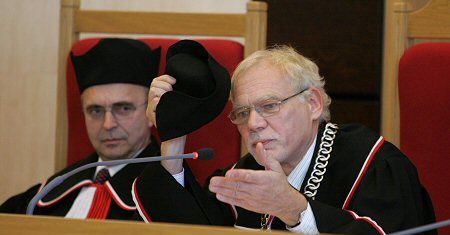 TK: dziennikarze mogą być karani za pomówienie