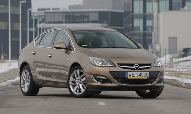 Opel Astra sedan 1,7 CDTI: rodzinne auto z dieslem