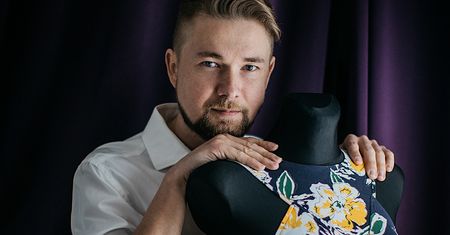 Ulubiony projektant Pierwszej Damy. Marzenie? "Móc zatrudnić pracownika"
