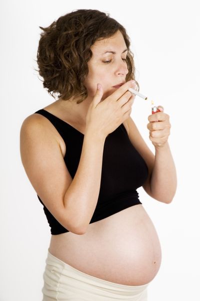 Palenie w ciąży sprzyja psychozom u dzieci