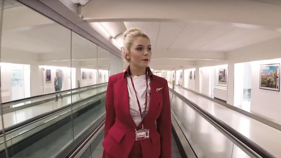 Emma Ashley to stewardesa i bohaterka najnowszego wideo Virgin Atlantic