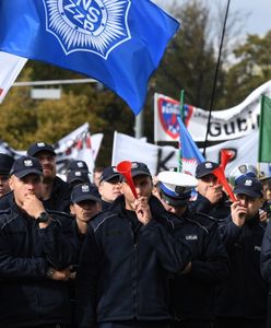 Protest mundurowych w Warszawie. Do związkowców wyszli tylko urzędnicy