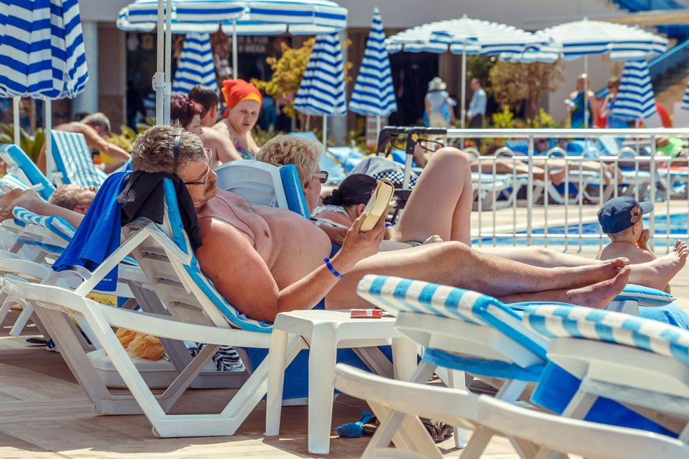 Koszty odwołania z urlopu, jakie ponosi pracodawca, są naprawdę duże