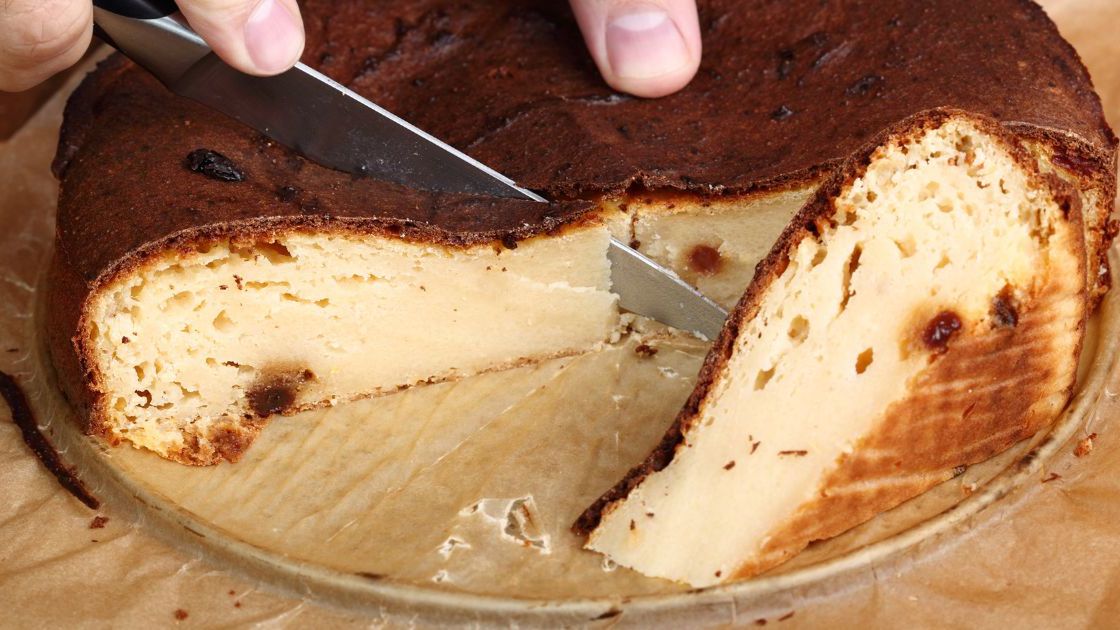 Rodzynki w serniku- Pyszności źródło Canva