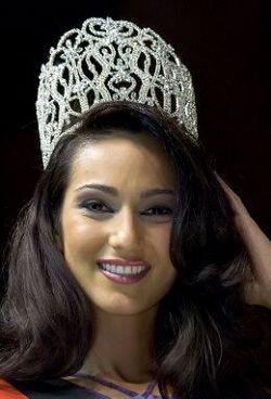 Studentka pochodzenia tureckiego Miss Niemiec 2005