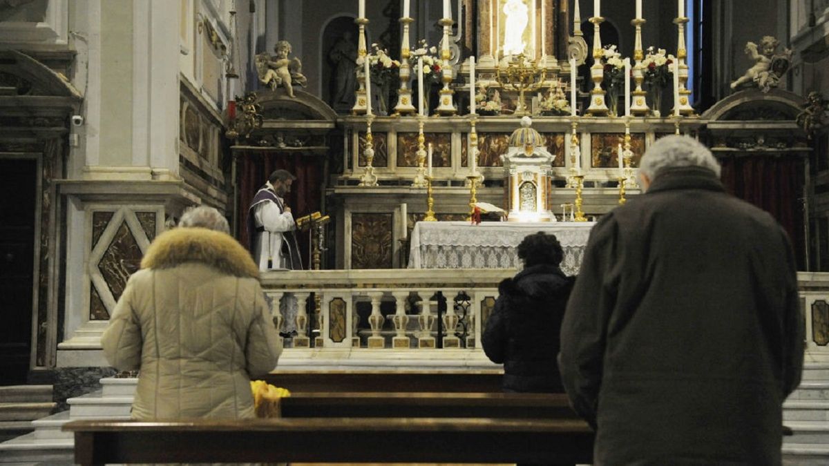 Od 12 kwietnia w mszach świętych uczestniczyć będzie mogło 50 osób