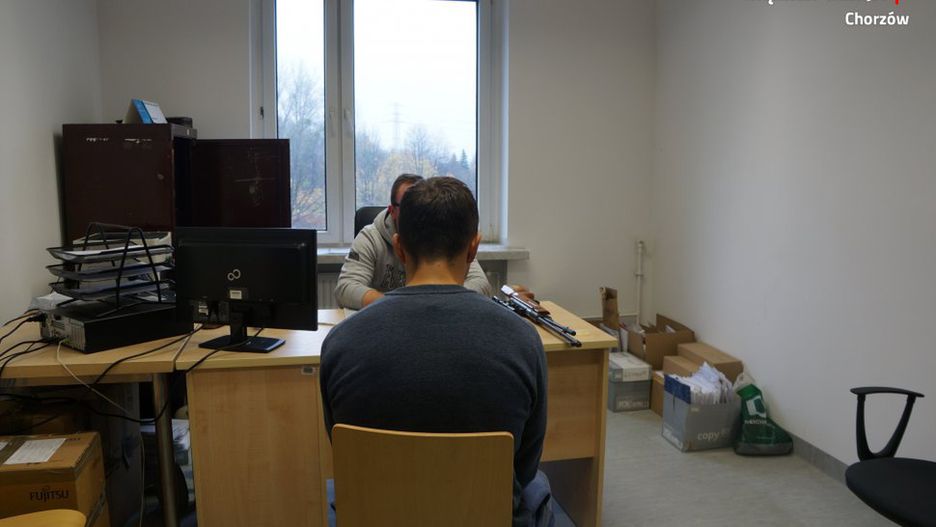 Mężczyzna strzelał też do gołębi