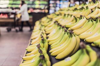 Ceny najtańszych bananów stoją w miejscu. Te "z wyższej półki" poszły mocno w górę