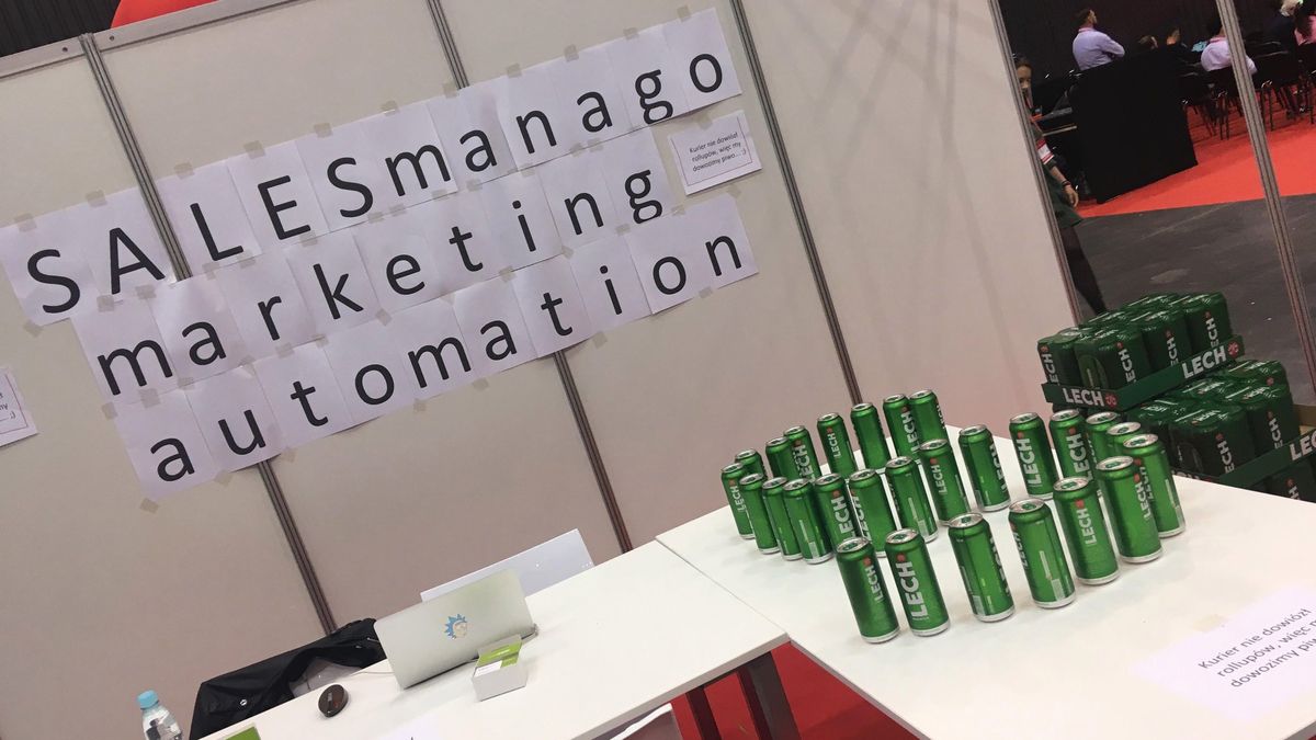 Dwie poważne wpadki podczas branżowej konferencji jak na firmę działającą w awangardzie marketingu to dość sporo.