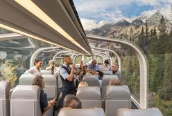 Szklany pociąg, który pozwala podziwiać piękne widoki. Jedzie przez kanadyjskie góry