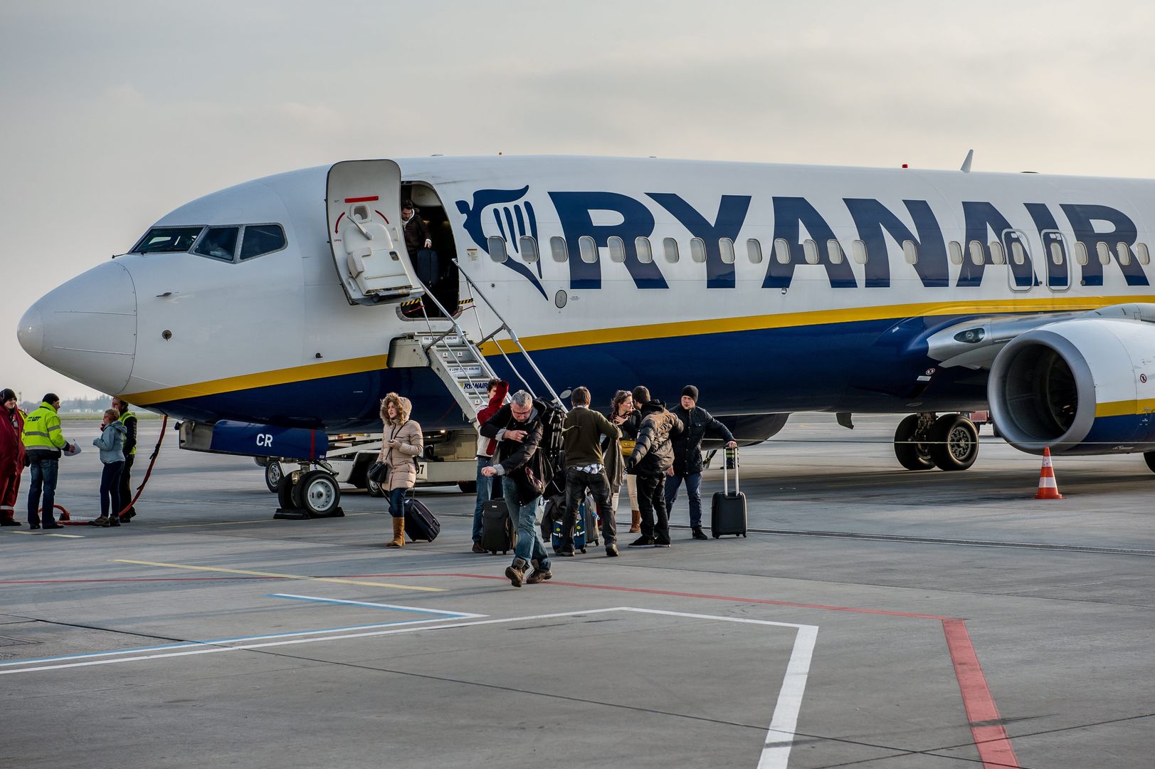 Polak przeprosił za wydarzenia na pokładzie samolotu Ryanair. Sąd potraktował go łagodnie