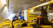 Ryanair męczy nimi pasażerów. Stewardessy mają wcisnąć jak najwięcej towaru
