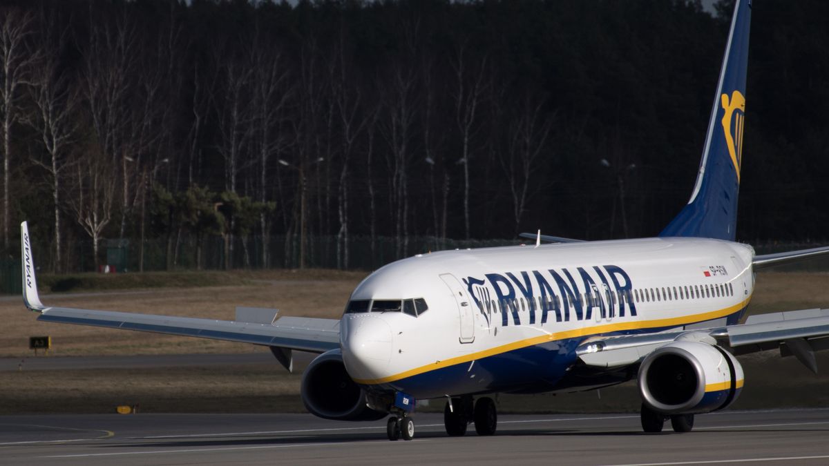 Ryanair poinformował o dalszym zawieszeniu większości swoich lotów