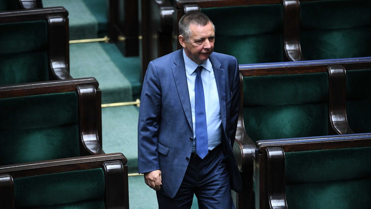 Marian Banaś pojawił się we wtorek 12 listopada na sali sejmowej.