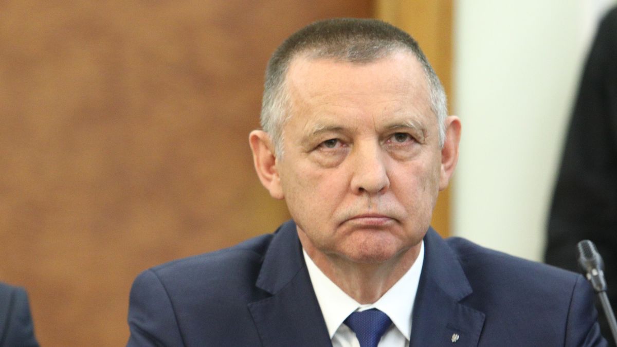 PiS chce rozegrać Mariana Banasia jego synem.