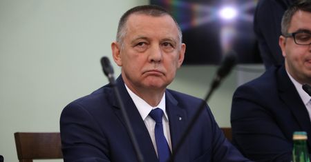 "Kłamstwa, kłamstwa i jeszcze raz kłamstwa". Banaś przemówił