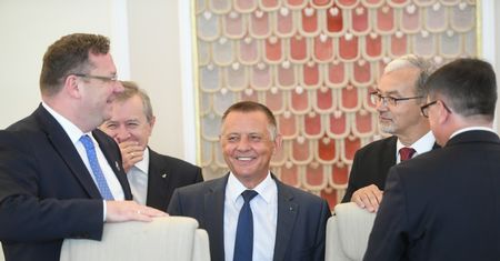 Oświadczenia majątkowe Banasia. CBA kończy kontrolę, ustalenia - do prokuratury