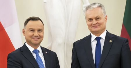 Prezydent Litwy rezygnuje z udziału z forum w Jerozolimie. Zamiast tego odwiedzi Polskę