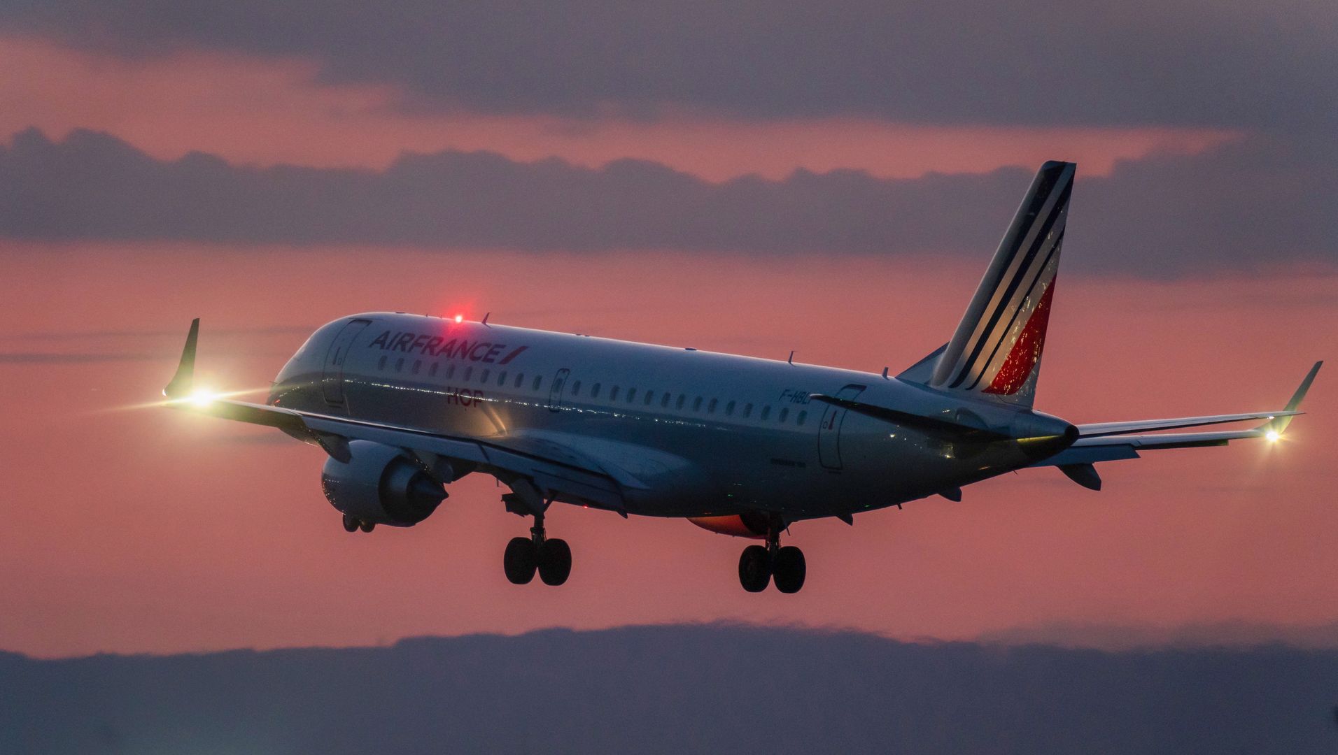 Air France zredukuje liczbę oferowanych miejsc