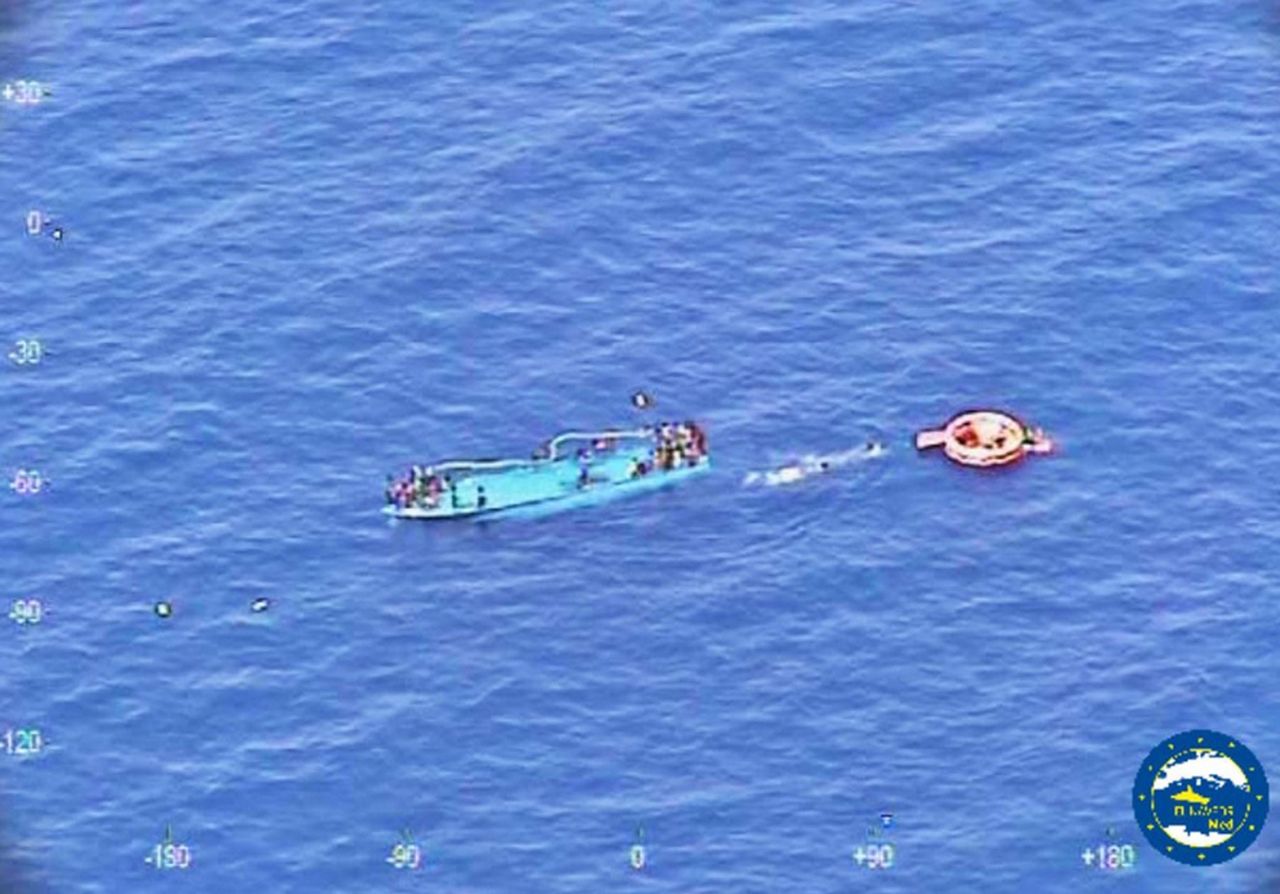 Na morzu znaleziono 26 martwych nastolatek. Przed śmiercią mogły być torturowane