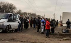 Starcia imigrantów w Calais.  Padły strzały, jest kilkunastu rannych